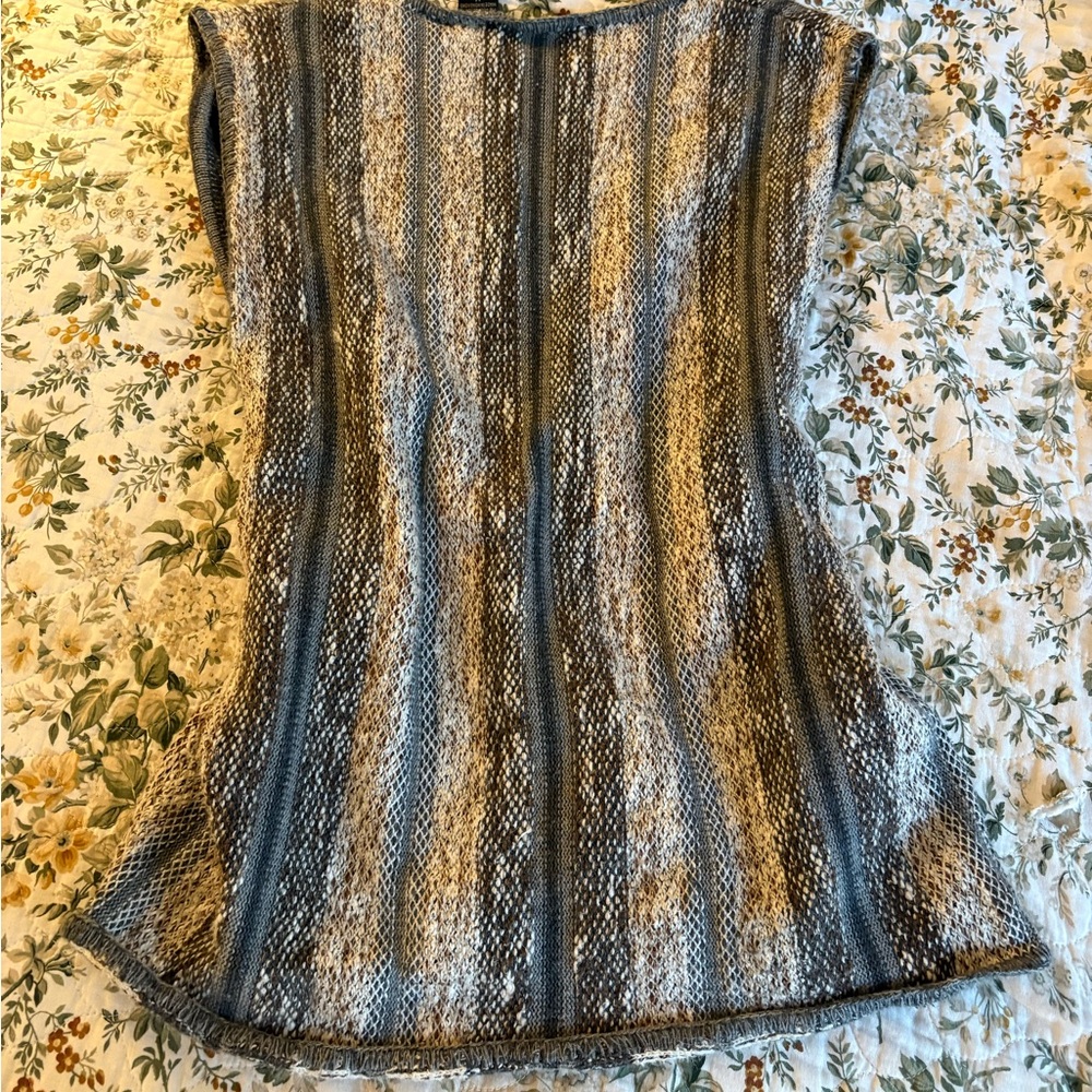 Structure Women's Textured Striped Vest - Picture 2 of 3